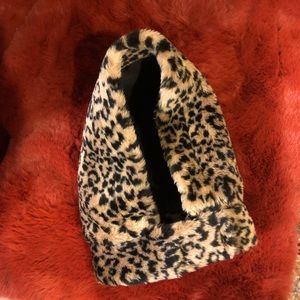Successories Inc. Leopard faux fur hood